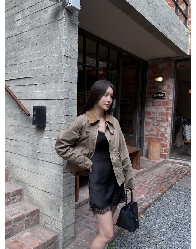 바버 [EXCLUSIVE] 남여공용 브라운 SL Spey 캐주얼 자켓 진한 브라운 착용컷