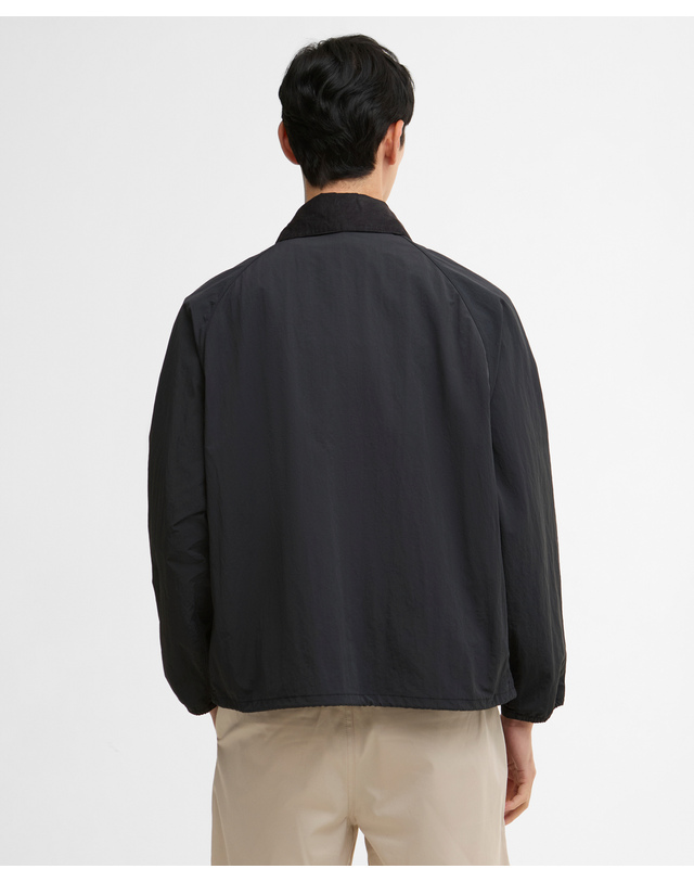 바버 남여공용 블랙 Transport Nylon 캐주얼 자켓 착용컷