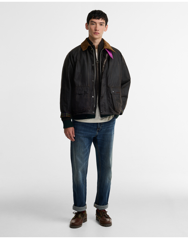 바버 [Barbour x Paul Smith] 남성 브라운 Transport Windowpane 왁스 자켓 착용컷