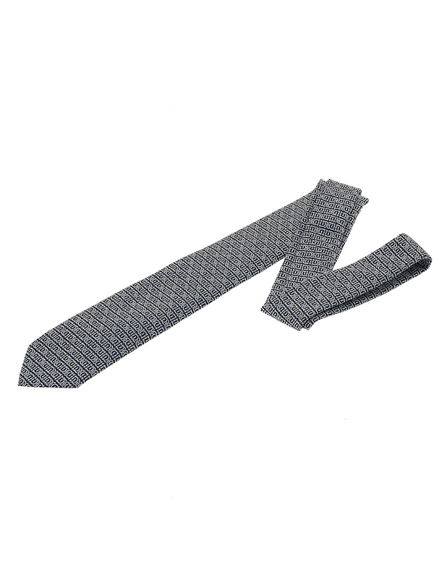 살바토레 페라가모 [페라가모] 남성 간치니 실크 자카드 타이 35 0942 F NAVY/AVORI 0768408 착용컷