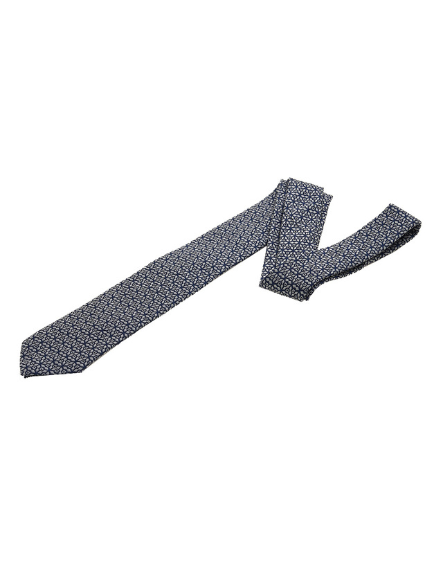 살바토레 페라가모 [페라가모] 남성 실크 자카드 타이 35 0943 F NAVY/AVORI 0768437 착용컷