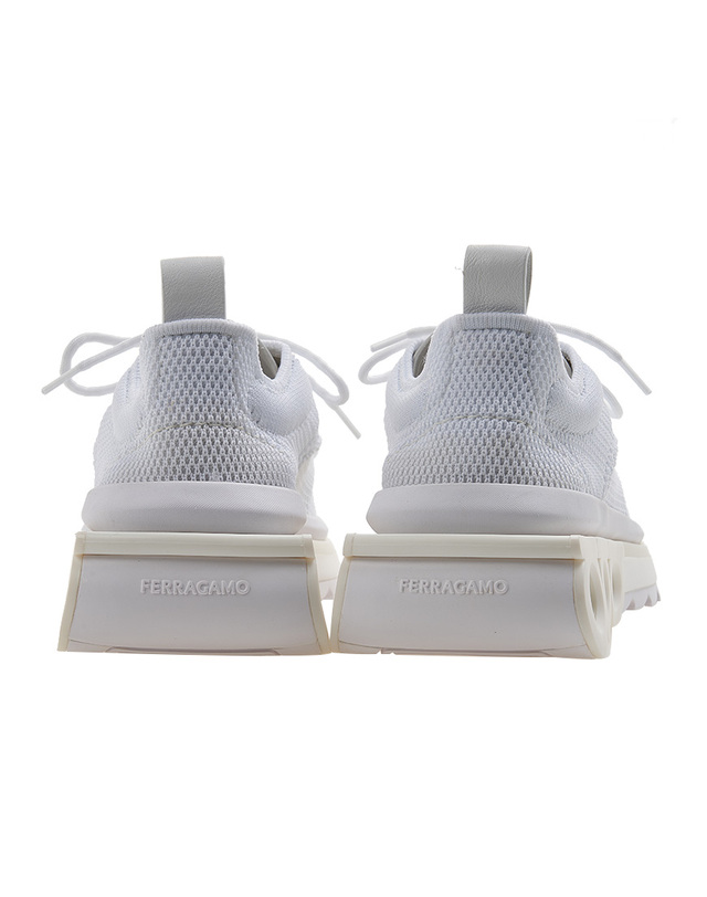 살바토레 페라가모 [페라가모] FW24 여성 간치니 스니커즈 NIMA KNIT BIANCO BCW 0760870 착용컷