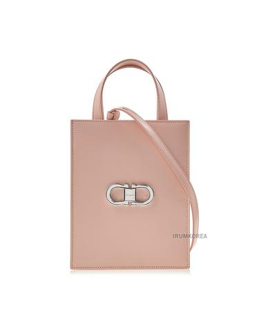 [페라가모] 여성 간치니 미니 숄더백 21 8358 NYLUND PINK OPTIC WHITE 0771813