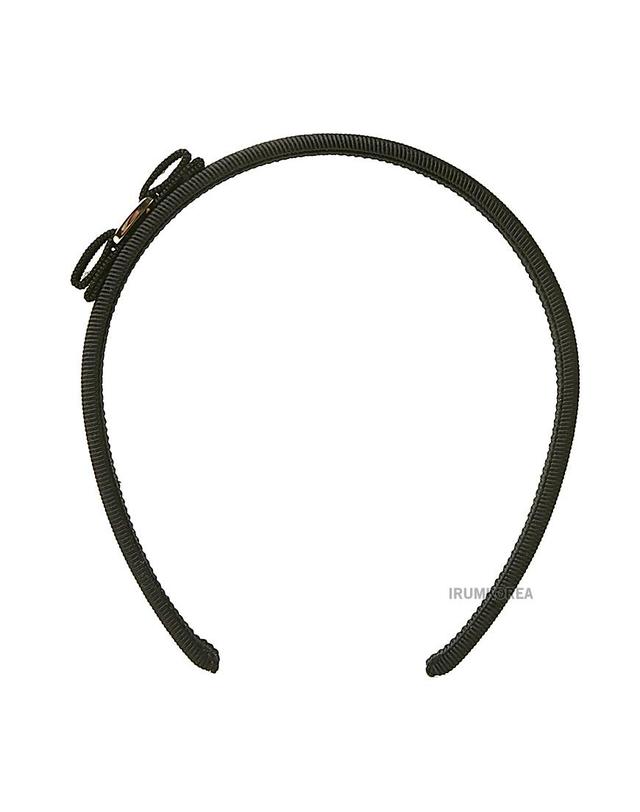 살바토레 페라가모 [페라가모] SS26 여성 바라 헤어밴드 34 0086 NERO ORO 0430314 착용컷