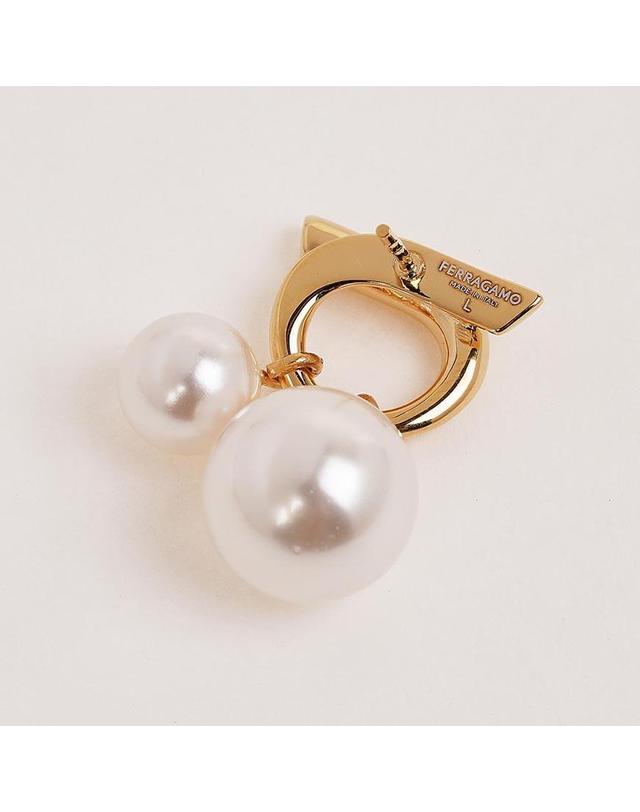 살바토레 페라가모 [페라가모] SS26 여성 더블 펄 귀걸이 76 0805 ORO GIOVE WH 0780384 착용컷