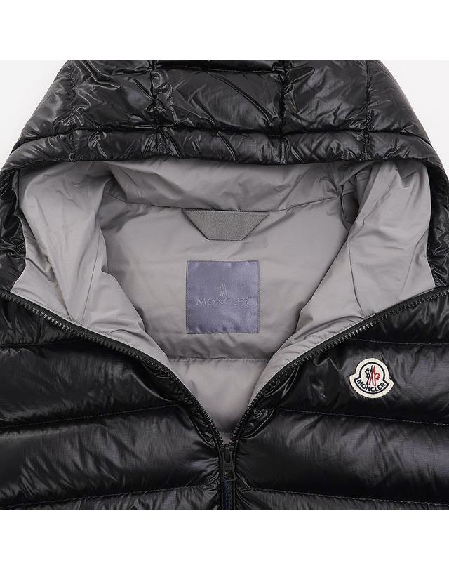 몽클레르 [몽클레어] FW26 남성 포르조 패커블 패딩 1A00192 595B1 999 착용컷