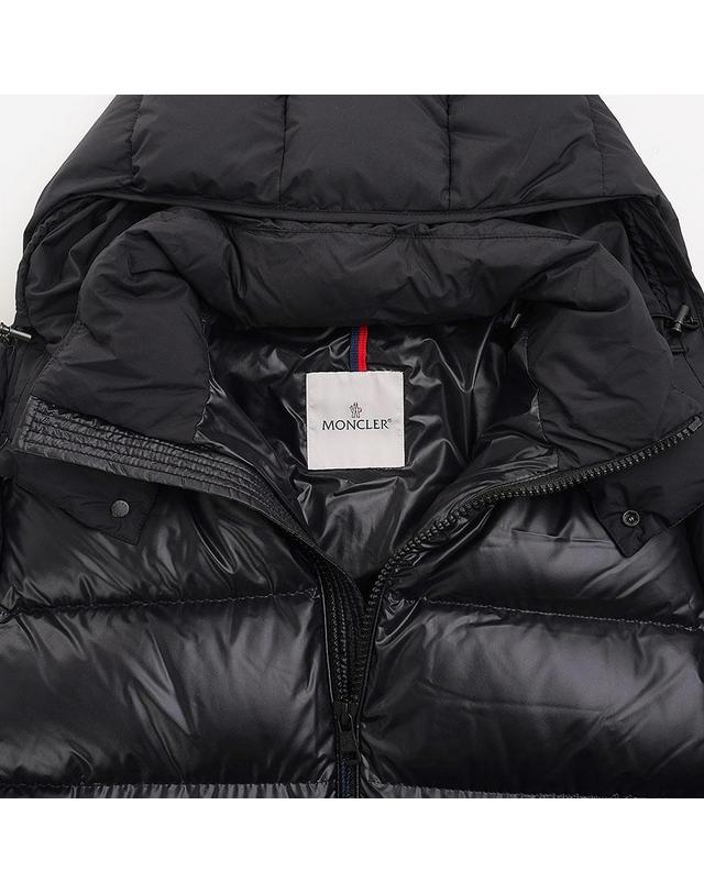 몽클레르 [몽클레어] FW26 남성 마야 후드 쇼트 패딩 1A00138 597YX 999 착용컷