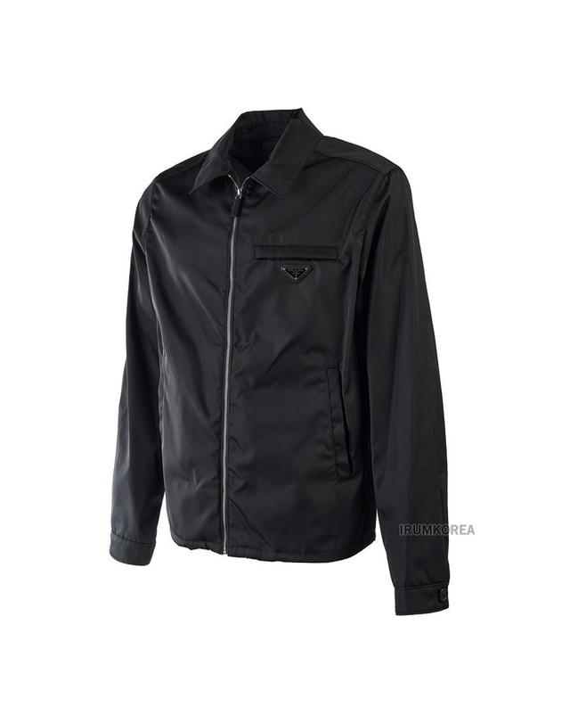 프라다 [프라다] FW25 남성 리나일론 블루종 자켓 SGB684 1WQ8 F0002 착용컷