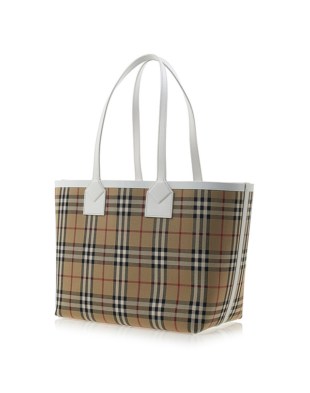 버버리 [버버리] 미디엄 런던 토트백 8072332 LL MD LONDON TOTE YUC A1464 착용컷