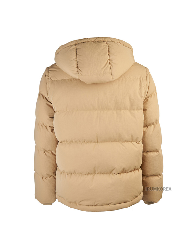 버버리 [버버리] FW24 남성 패딩 자켓 8097944 M W24 MW TRI C1544 착용컷