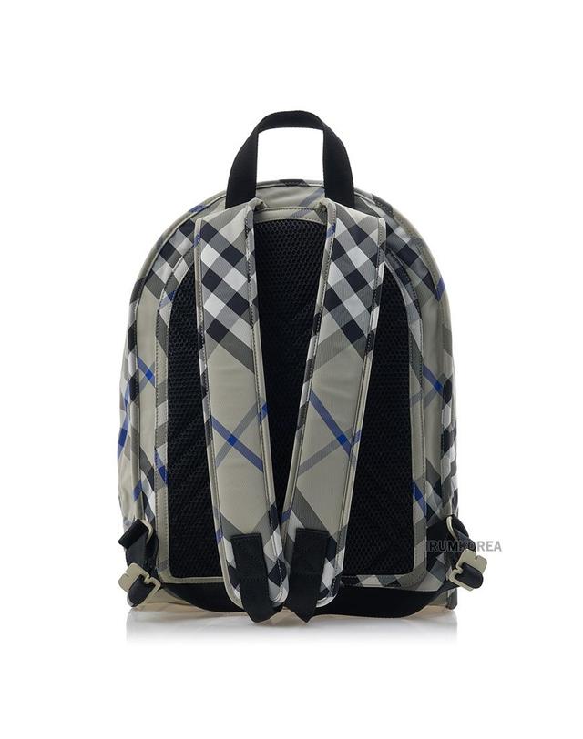 버버리 [버버리] 남성 쉴드 백팩 8085322 ML SHIELD BACKPACK SM S21 A3888 착용컷
