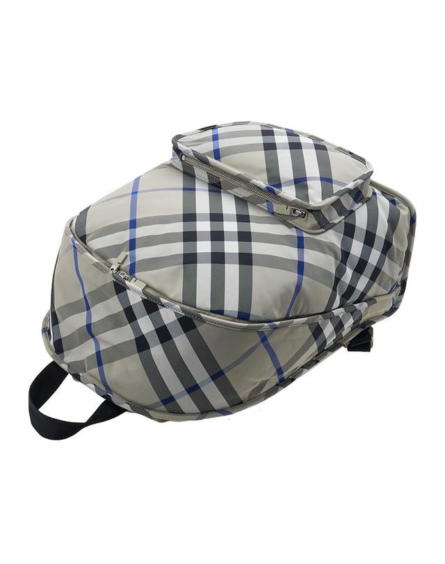 버버리 [버버리] 남성 쉴드 백팩 8085322 ML SHIELD BACKPACK SM S21 A3888 착용컷