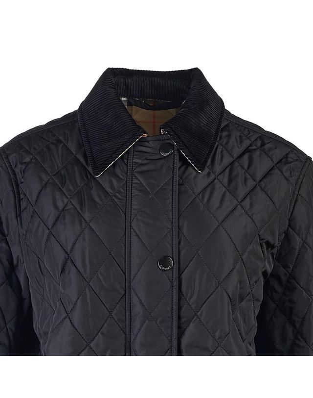 버버리 [버버리] FW25 여성 퀄팅 반 자켓 8107463 W AU25 WW TAL C1900 착용컷