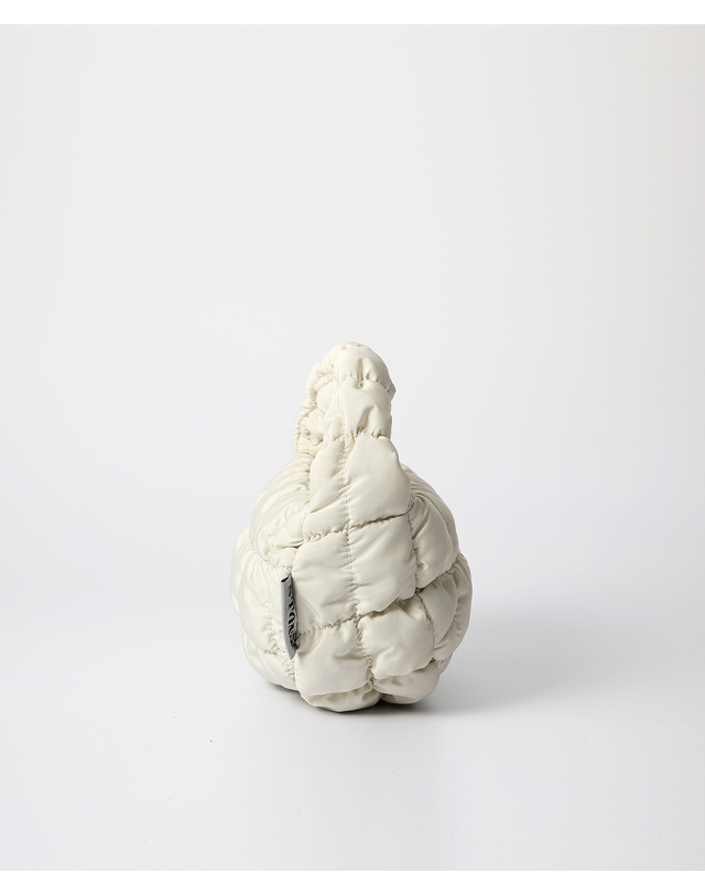 옐로우스톤 Nano cloud mini bag - Beige 착용컷