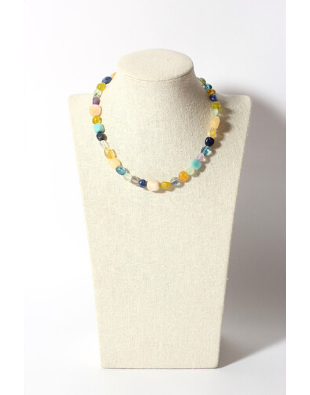 모드곤 [모드곤] 컬러플 조약돌 원석 목걸이 Colorful Pebbles stone necklace ​ 착용컷