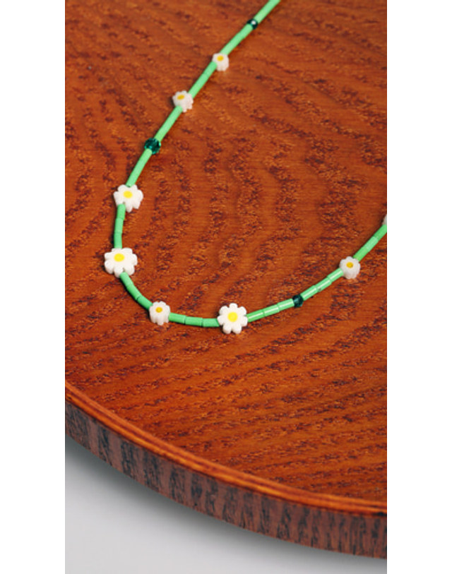 모드곤 [모드곤] 데이지 꽃 목걸이 Daisy Necklace 착용컷