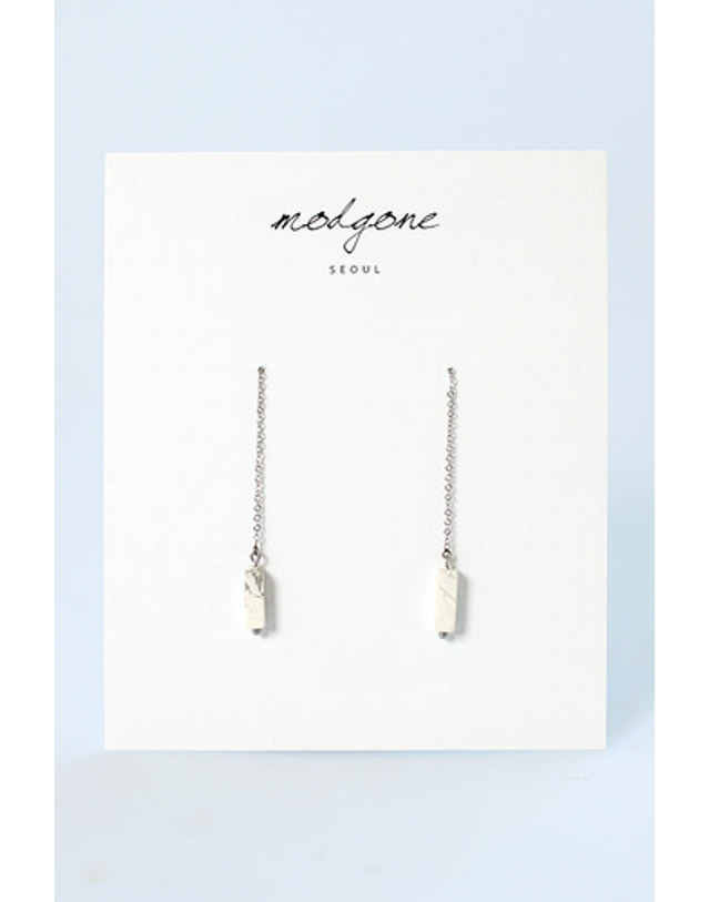 모드곤 [모드곤] 하울라이트 롱 귀걸이 Howlite Long Earring 착용컷