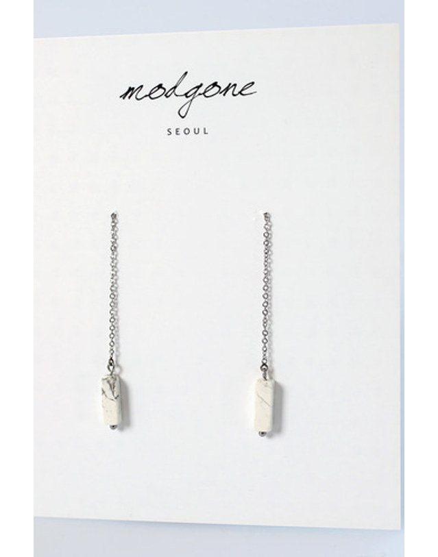 모드곤 [모드곤] 하울라이트 롱 귀걸이 Howlite Long Earring 착용컷