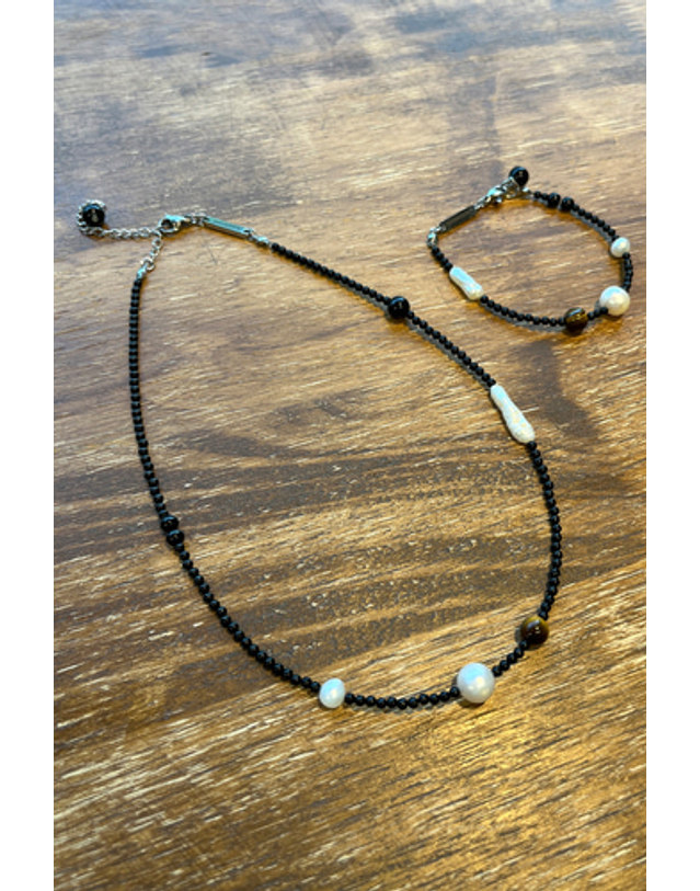 모드곤 [모드곤] 오닉스 담수진주 목걸이 Onyx Pearl Necklace 착용컷