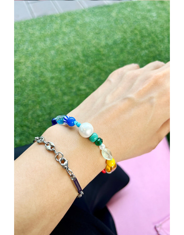 모드곤 [모드곤] 키치 레인보우 비즈 팔찌 Kitsch Rainbow Bracelet 착용컷
