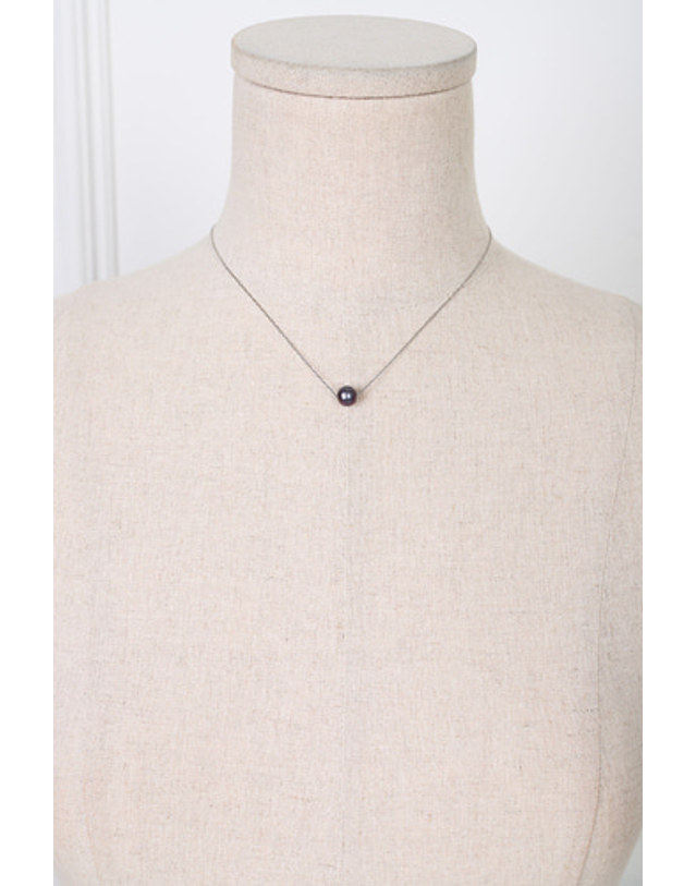 모드곤 [모드곤] 실버톤 블루그레이 담수진주 목걸이 Silvertone Bluegray Fresh Water Pearl Necklace 착용컷