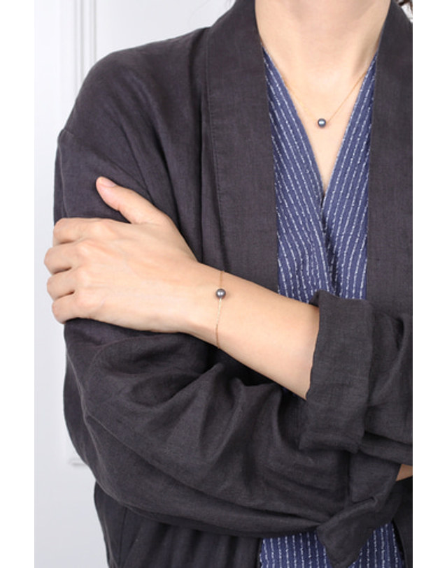모드곤 [모드곤] 블루그레이 담수진주 팔찌 Bluegray Fresh Water Peal Bracelet 착용컷