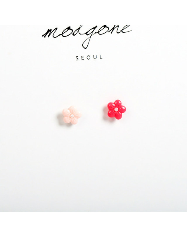 모드곤 [모드곤] 귀걸이 침 두께 얇은 미니 꽃 피어싱 Mini flower piercing 착용컷