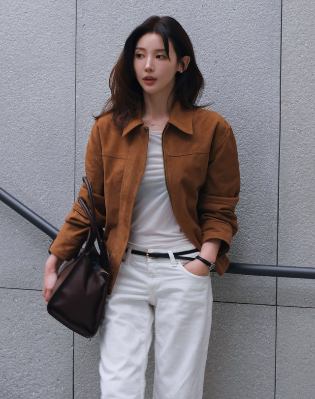 바네사브루노 [EXCLUSIVE]카멜 스웨이드 블루종 자켓 레더 점퍼 캐멀 착용컷