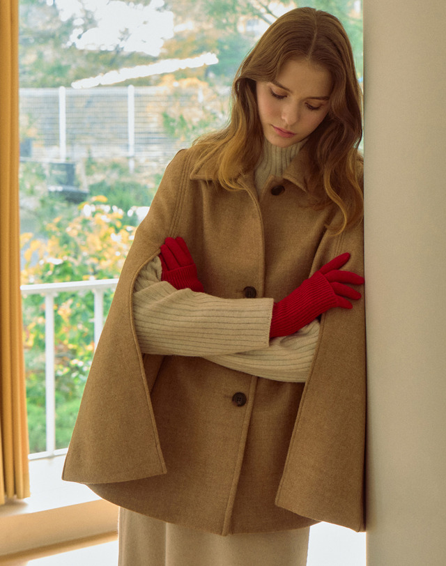 아떼 바네사브루노 여성 [ONLINE EXCLUSIVE] 카멜 투톤 울혼방 케이프 판초 하프코트 캐멀 착용컷