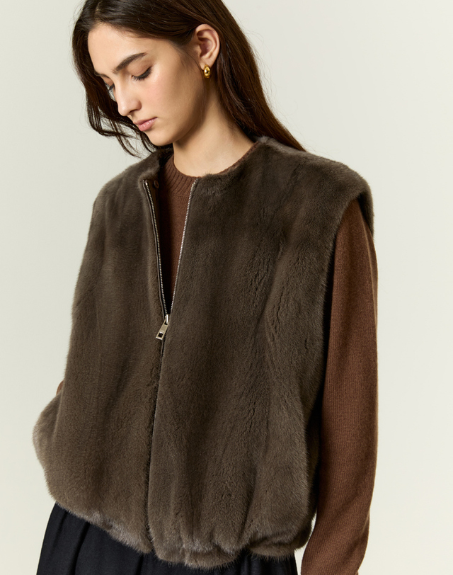 아떼 바네사브루노 여성 [PREMIUM FUR] (탈부착 후드) 차콜그레이 천연밍크퍼 베스트조끼 무스탕 패딩후드 차콜 그레이 상세