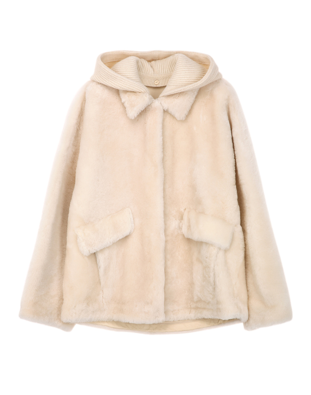 아떼 바네사브루노 여성 PREMIUM FUR 니트 후드 탈부착 라이트베이지 천연양모피 양가죽 무스탕 퍼자켓 점퍼 밝은 베이지 착용컷