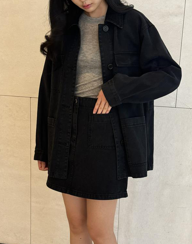 아떼 바네사브루노 여성 [ONLINE EXCLUSIVE] 다크그레이 워싱 흑청 데님 미니스커트 진한 그레이 착용컷