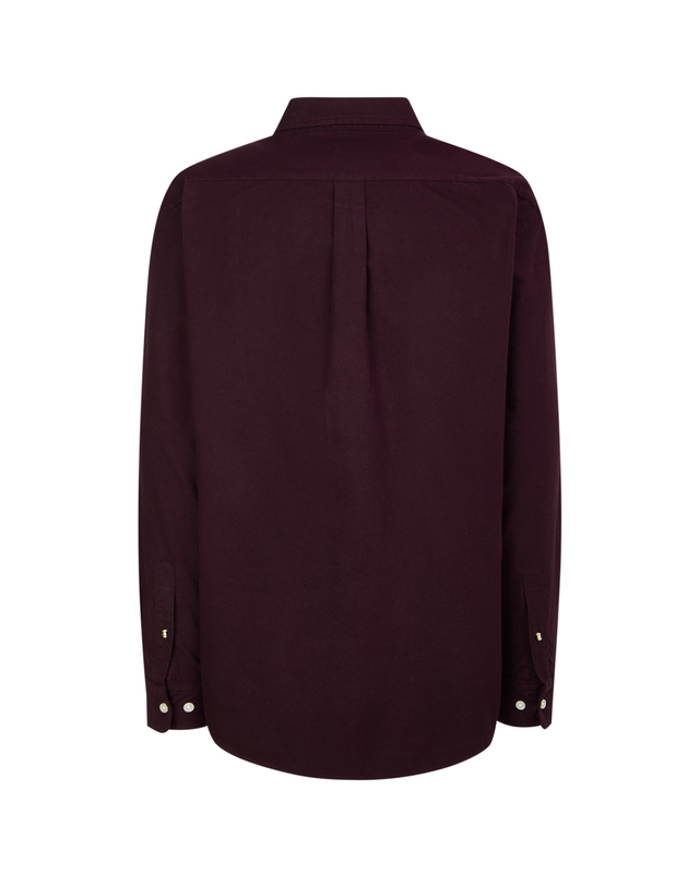 헤지스 남성 [스테디셀러] 버건디 로고자수 면 긴팔캐주얼셔츠 진한 와인 착용컷