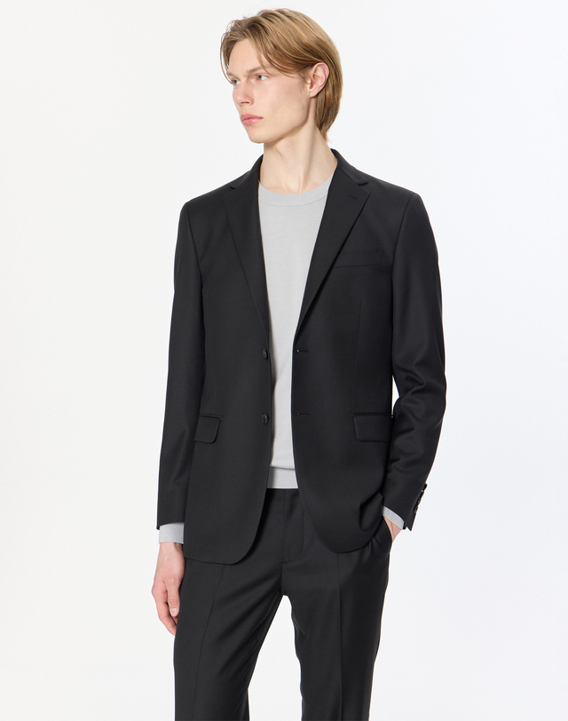 알레그리 남성 [스테디셀러] 블랙《Tech Tailoring》GUABELLO 수트 자켓 착용컷