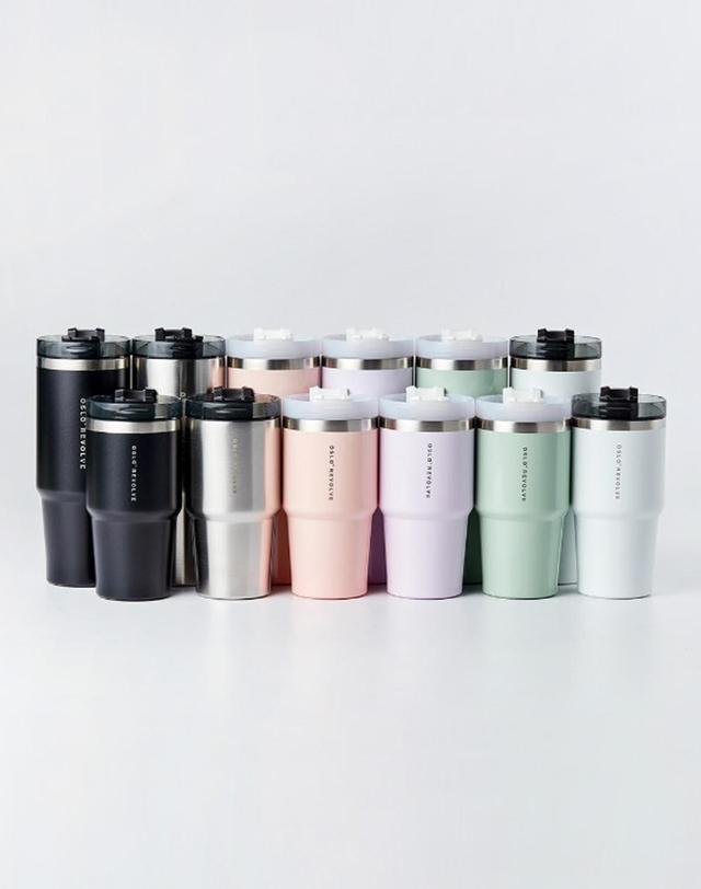오슬로 오슬로 리볼브 물병 보틀 텀블러(600ml / 900ml) 착용컷