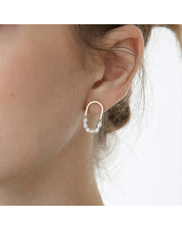 pearl layered oval earring E044